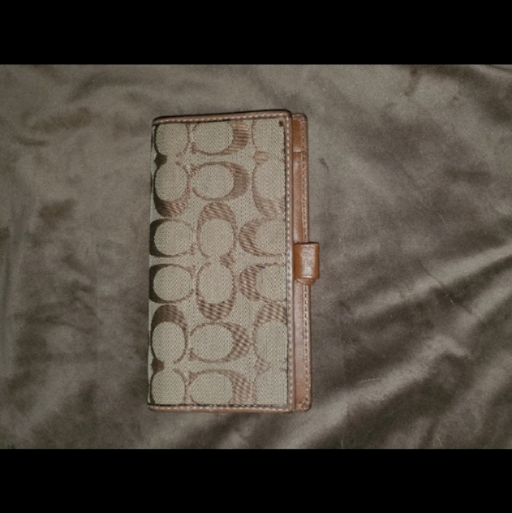 Coach Signature Logo Checkbook